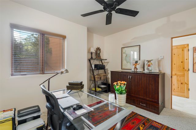 690 La Viveza Court, Santa Fe, NM 87501
