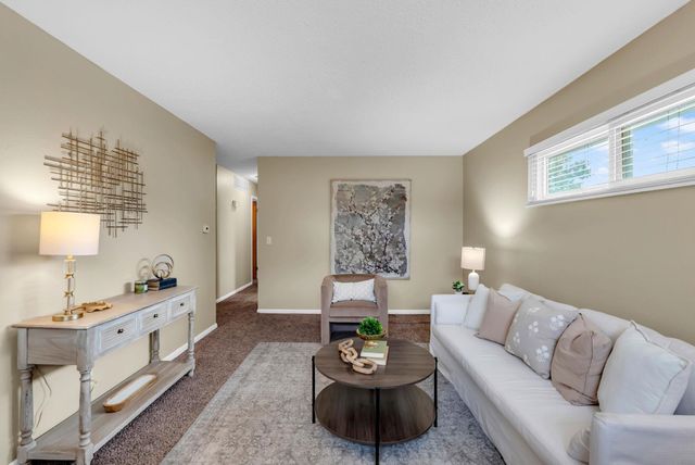 313 N Brunswick St, Wichita, KS 67212