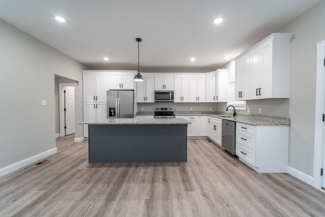 165 Central Park Avenue, Berea, KY 40403