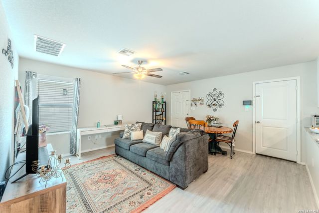 7115 SILOS TRL, San Antonio, TX 78252