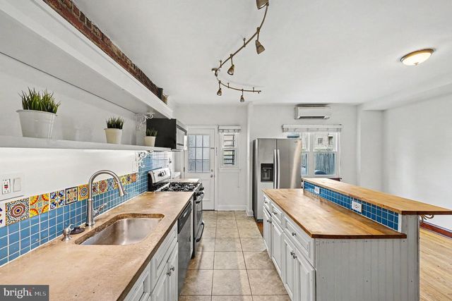 1614 16TH ST SE, Washington, DC 20020
