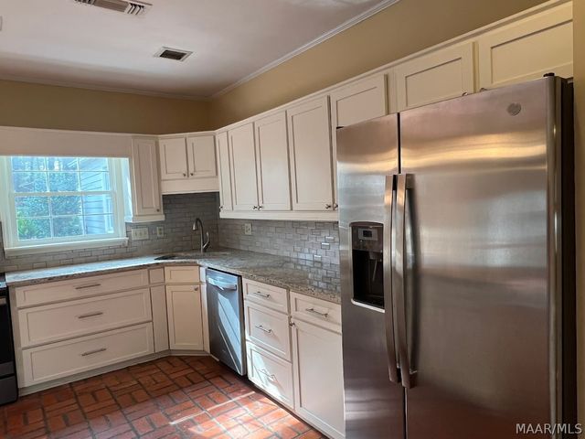 6454 Halcyon Drive, Montgomery, AL 36117