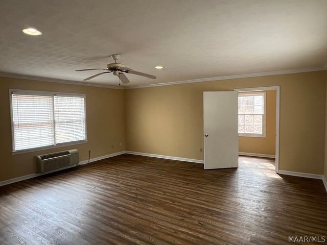 6454 Halcyon Drive, Montgomery, AL 36117