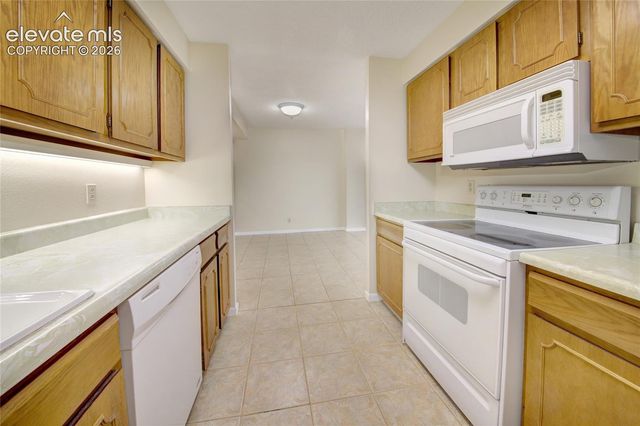 411 Lakewood Circle B530, Colorado Springs, CO 80910