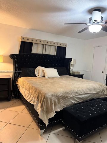 913 NW 110th Lane, Coral Springs, FL 33071