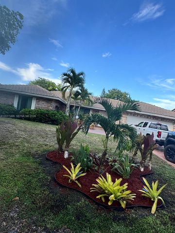 913 NW 110th Lane, Coral Springs, FL 33071