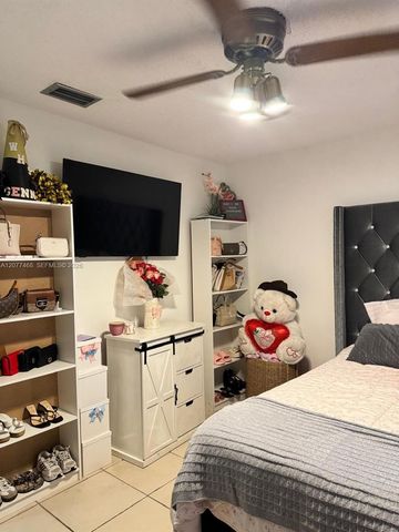 913 NW 110th Lane, Coral Springs, FL 33071