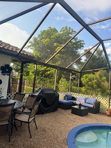 913 NW 110th Lane, Coral Springs, FL 33071