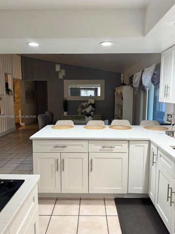 913 NW 110th Lane, Coral Springs, FL 33071