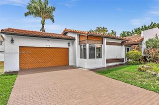 616 NE 195th Street, Miami, FL 33179