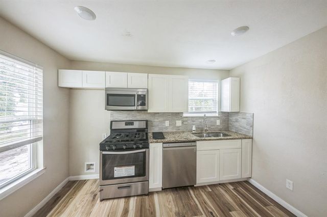 2409 Arbor Street, Houston, TX 77004