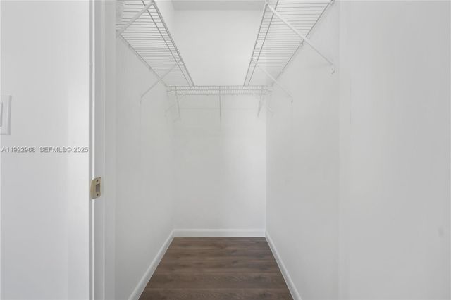 5610 SW 43rd St, Davie, FL 33314