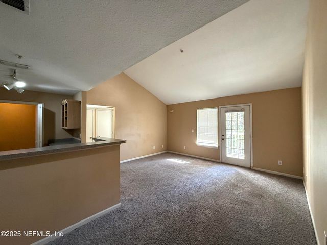 7701 TIMBERLIN PARK Boulevard 838, Jacksonville, FL 32256