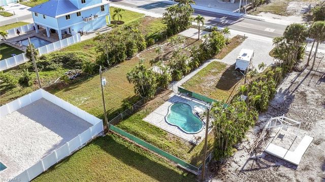 5863 Estero BLVD, Fort Myers Beach, FL 33931