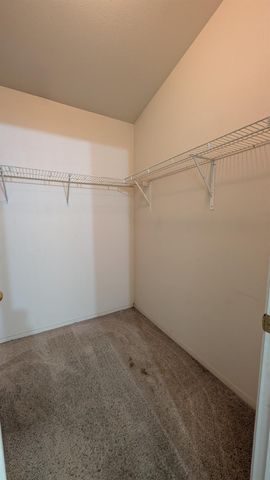 575 Macadamia Avenue, Madera, CA 93637