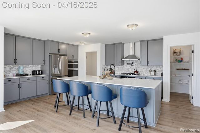 36323 Monroe, Westland, MI 48186