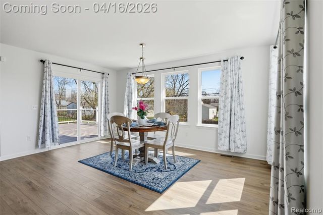 36323 Monroe, Westland, MI 48186