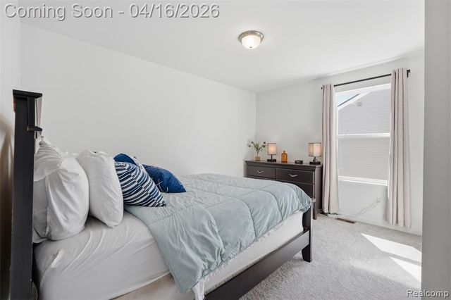 36323 Monroe, Westland, MI 48186