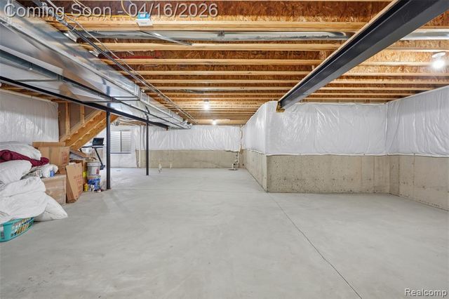 36323 Monroe, Westland, MI 48186