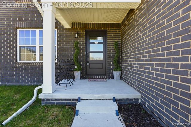 36323 Monroe, Westland, MI 48186