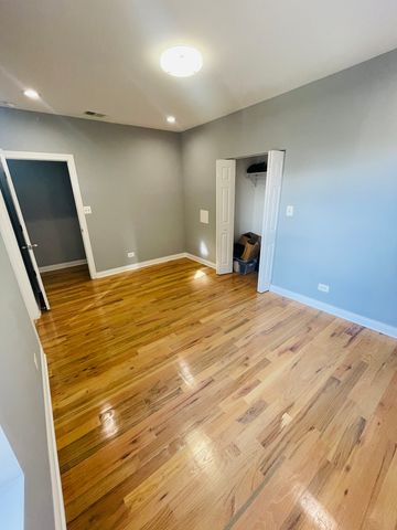 1411 E 67th Place 3E, Chicago, IL 60637