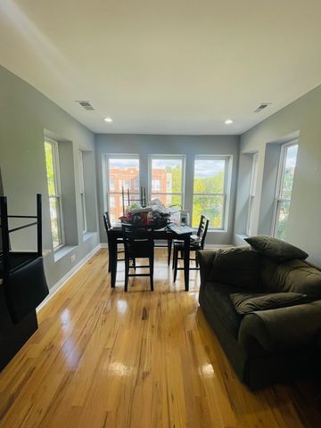 1411 E 67th Place 3E, Chicago, IL 60637