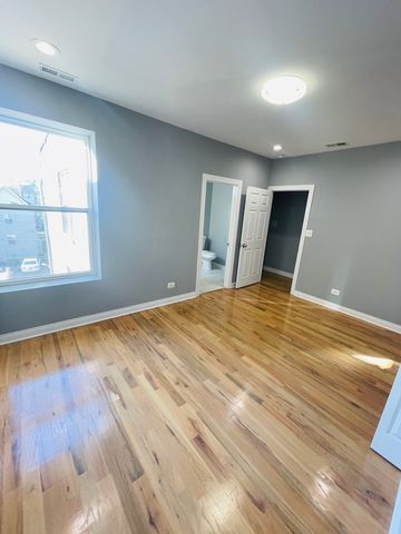 1411 E 67th Place 3E, Chicago, IL 60637