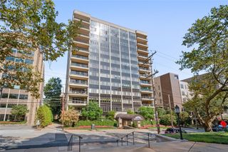 146 N Bellefield Ave 203, Oakland, PA 15213