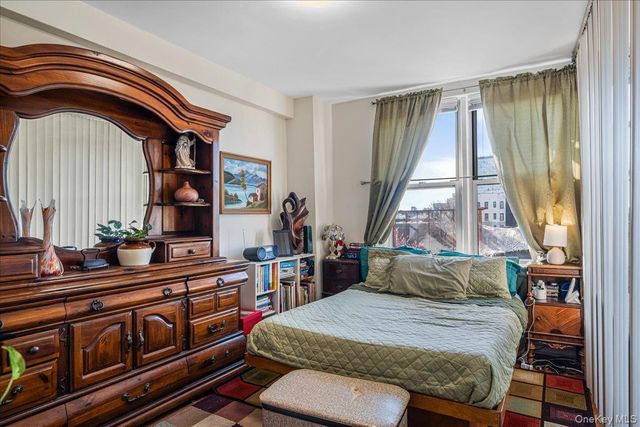 150 Hawthorne Street 6P, Brooklyn, NY 11225