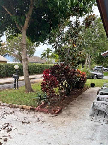 14539 Wood Pine Drive, Delray Beach, FL 33445