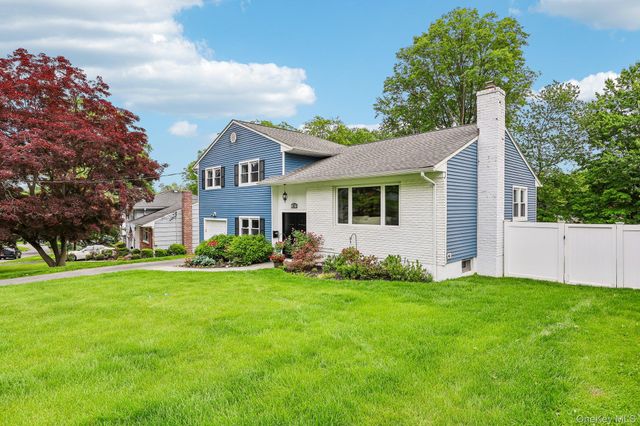 30 Rutledge Road, Scarsdale, NY 10583