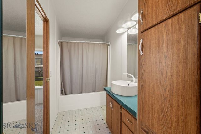 228 W Magnolia, Belgrade, MT 59714