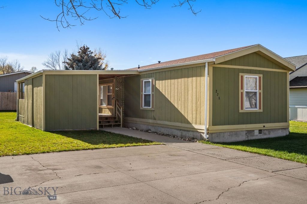 228 W Magnolia, Belgrade, MT 59714