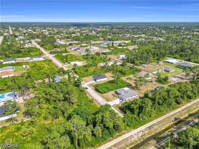 3313 66th ST W, Lehigh Acres, FL 33971