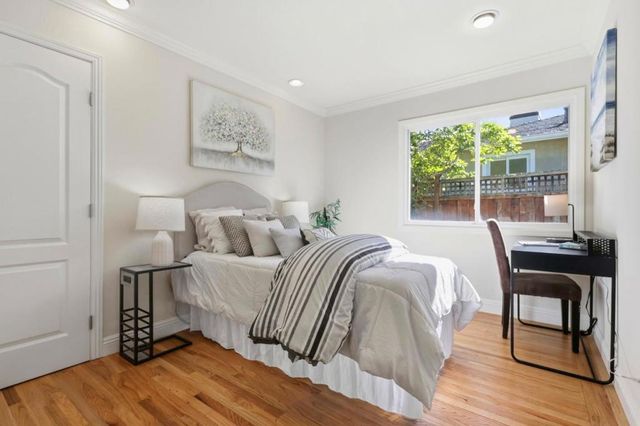 105 Louise Lane, San Mateo, CA 94403