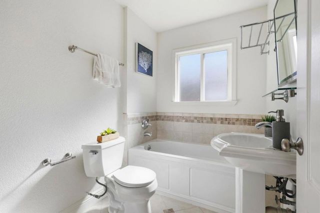 105 Louise Lane, San Mateo, CA 94403