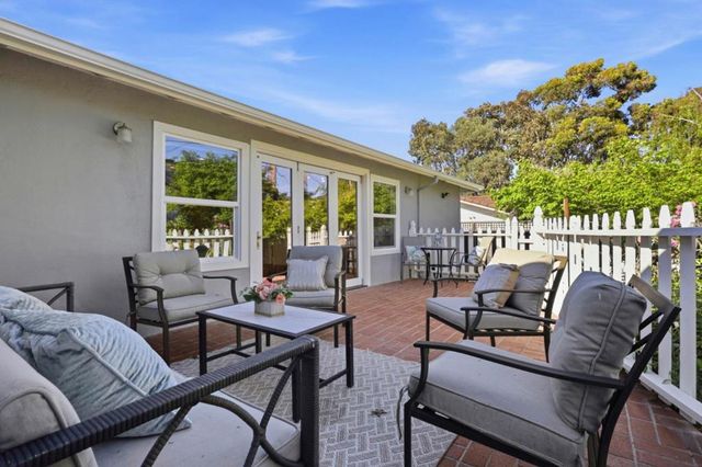 105 Louise Lane, San Mateo, CA 94403