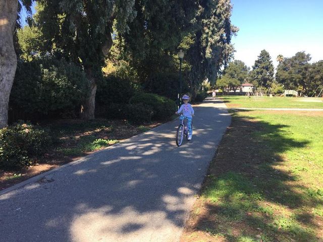 105 Louise Lane, San Mateo, CA 94403