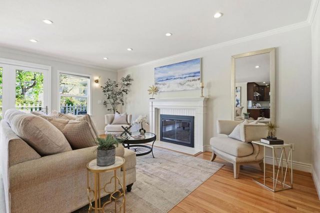 105 Louise Lane, San Mateo, CA 94403