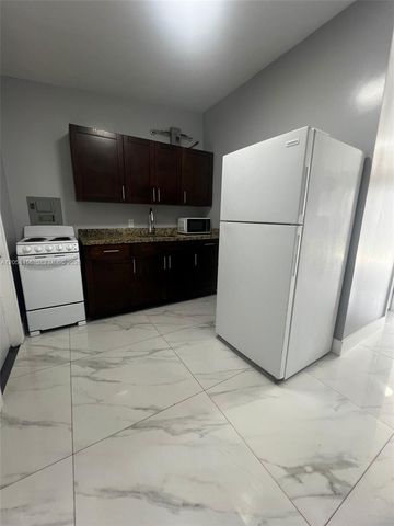 2090 NW 31th Street 4, Miami, FL 33142