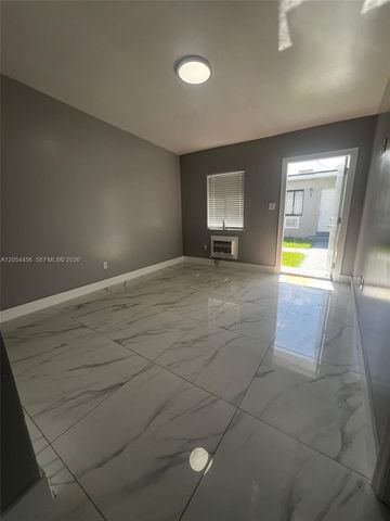 2090 NW 31th Street 4, Miami, FL 33142