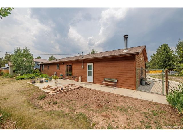 107 Glovers Ln, Woodland Park, CO 80863