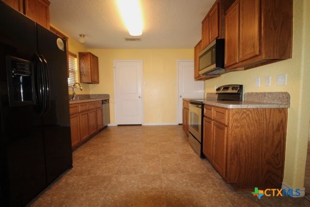 3003 Tarrant County Drive, Killeen, TX 76549