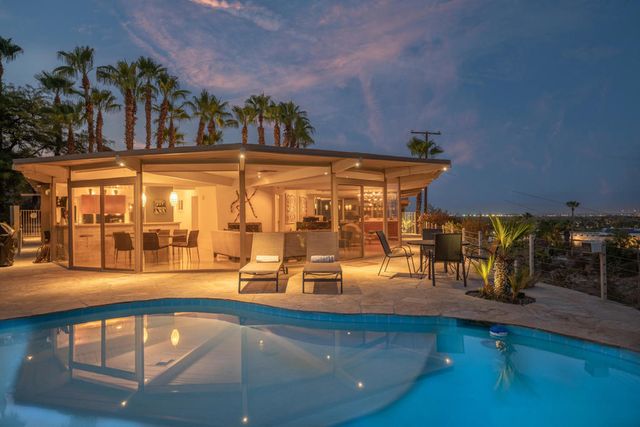 17 Cahuilla Hills Drive, Palm Springs, CA 92264