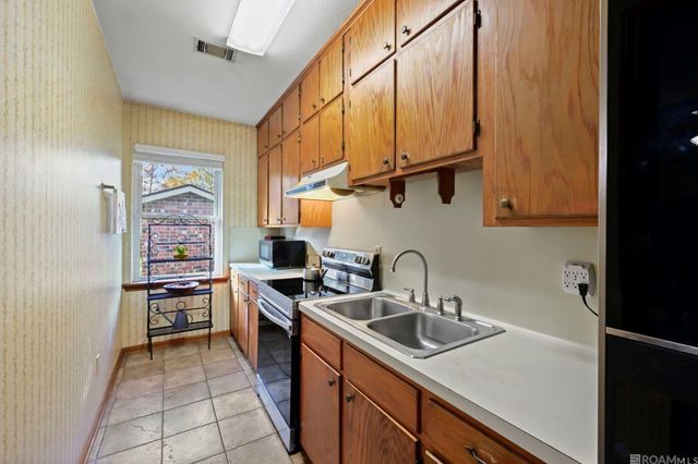 1433 Lakewood Dr, Zachary, LA 70791