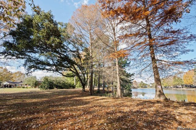 1433 Lakewood Dr, Zachary, LA 70791