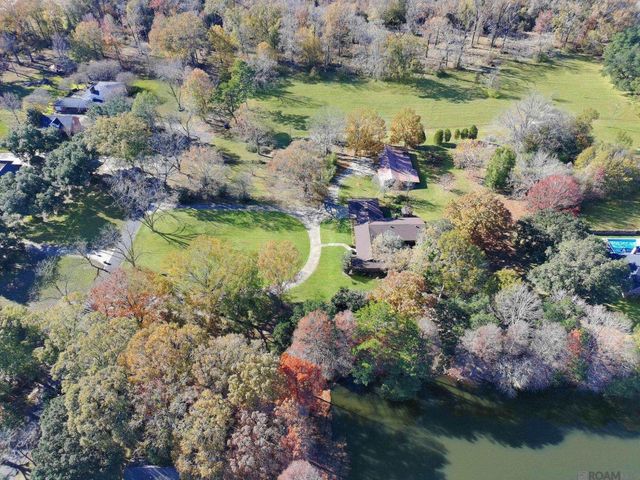 1433 Lakewood Dr, Zachary, LA 70791