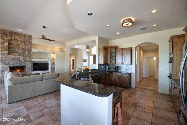 5251 W Desert Falcon Lane, Tucson, AZ 85742