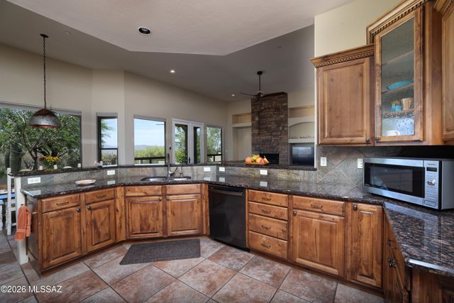 5251 W Desert Falcon Lane, Tucson, AZ 85742