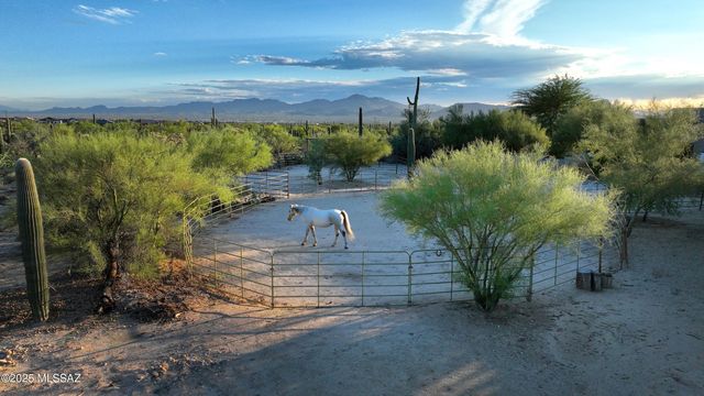 5251 W Desert Falcon Lane, Tucson, AZ 85742